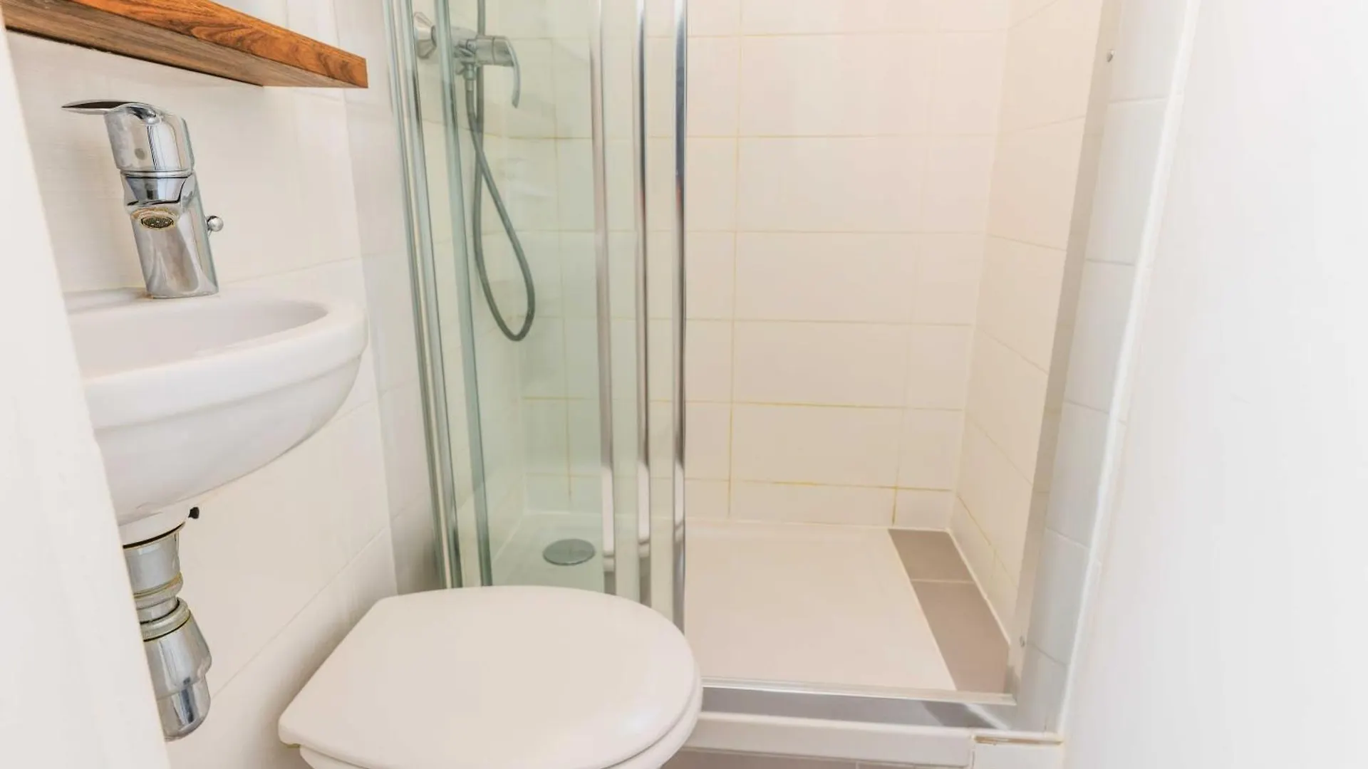 Cozy Parisian Retreat In The Heart Of The City Apartment  Paris
